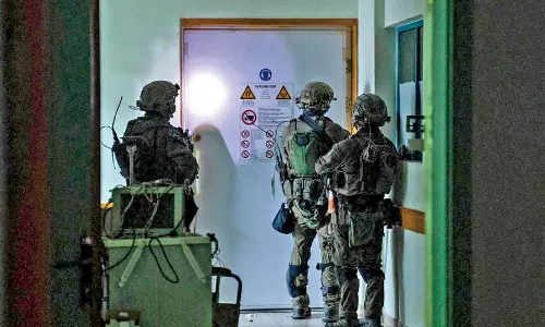 Gaza hospital raid fails to reveal tunnels, Hamas base