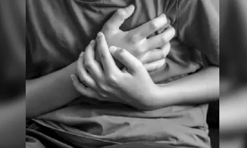 Day before voting, MP govt employee on poll duty dies