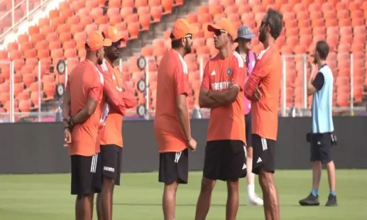 Rohit, Dravid inspect Ahmedabad pitch ahead of World Cup final
