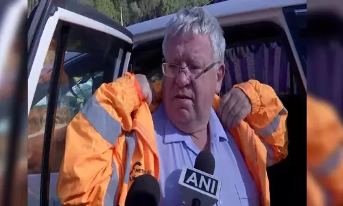 Micro tunneling expert, officials from PMO arrive at Silkyara tunnel site