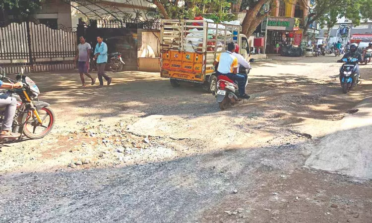 Citizen Connect: Re-lay damaged road, demand Mehta Nagar residents