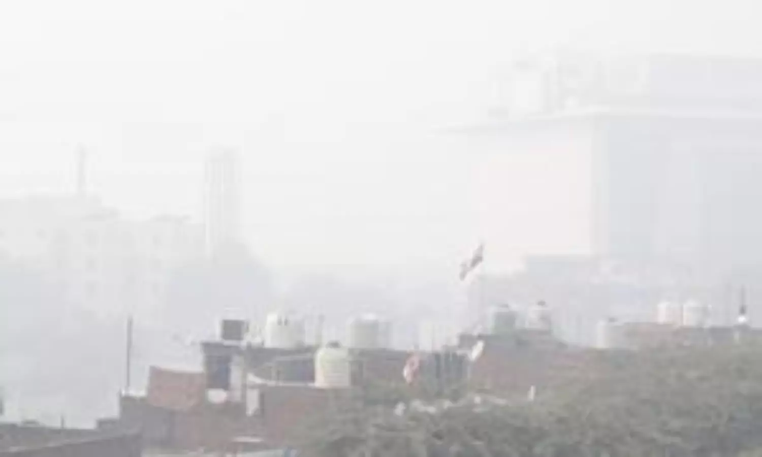AQI dips to poor category in Delhi AQI dips to poor category in Delhi