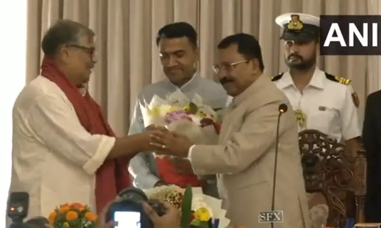 Ex-Cong leader Aleixo Sequeira takes oath as Cabinet Min replacing Nilesh Carbal