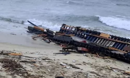 Toddler dead, 8 missing after migrant boat capsizes off Italian island