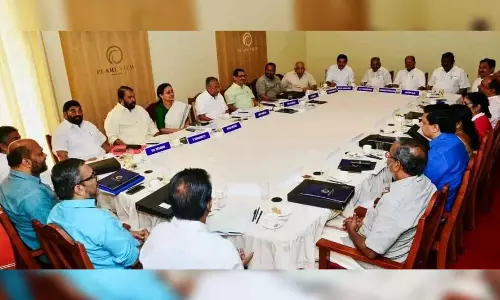 Kerala Cabinet meets at a bar in a private hotel