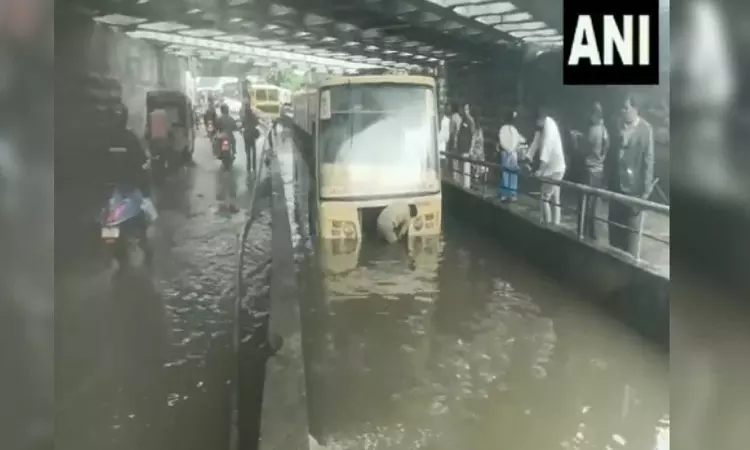Bus stuck in subway, traffic affected as heavy rains in Chennai