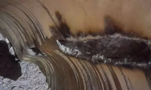 Uttarkashi tunnel: Images show steel obstructing free movement of rescue pipe