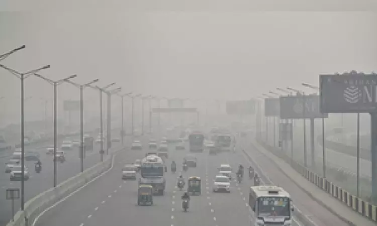 40% rise in eye related problems due to pollution, say Delhi docs