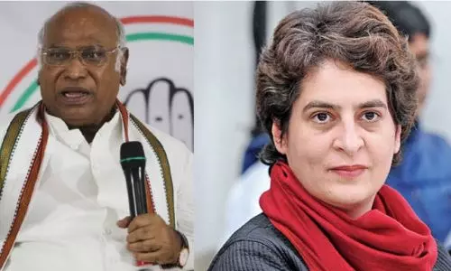 Kharge, Priyanka to address four public meetings in Telangana today