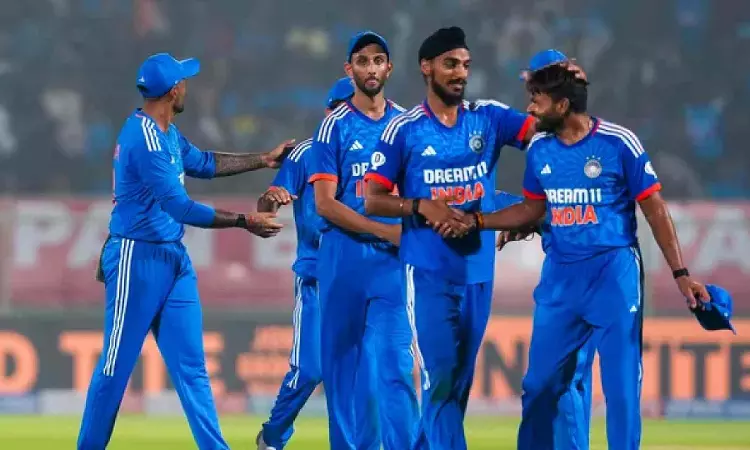 Indian bowlers look for improved outing against Australia in second T20I