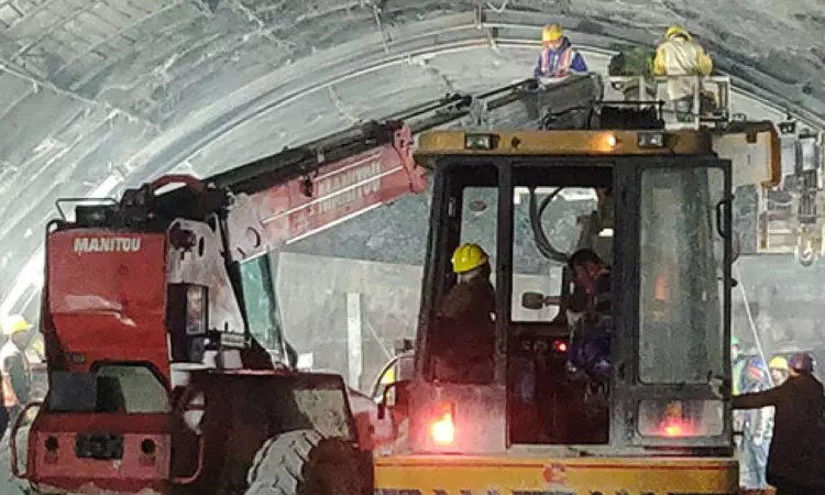 Uttarkashi: Protection umbrella being laid inside Silkyara tunnel for rescue team Uttarkashi: Protection umbrella being laid inside Silkyara tunnel for rescue team