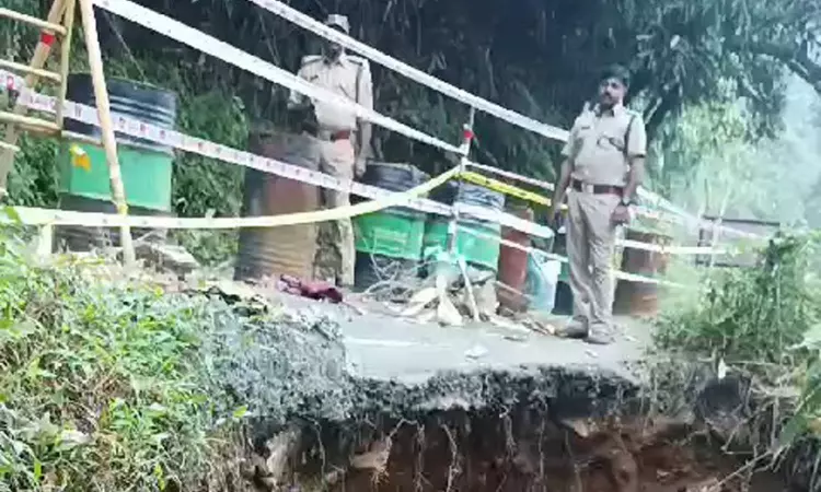 Tourist arrivals to Valparai hit due to damaged road in Kerala