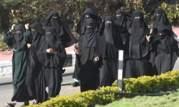 Burqa on the catwalk leads to controversy in UPs Muzaffarnagar Burqa on the catwalk leads to controversy in UPs Muzaffarnagar