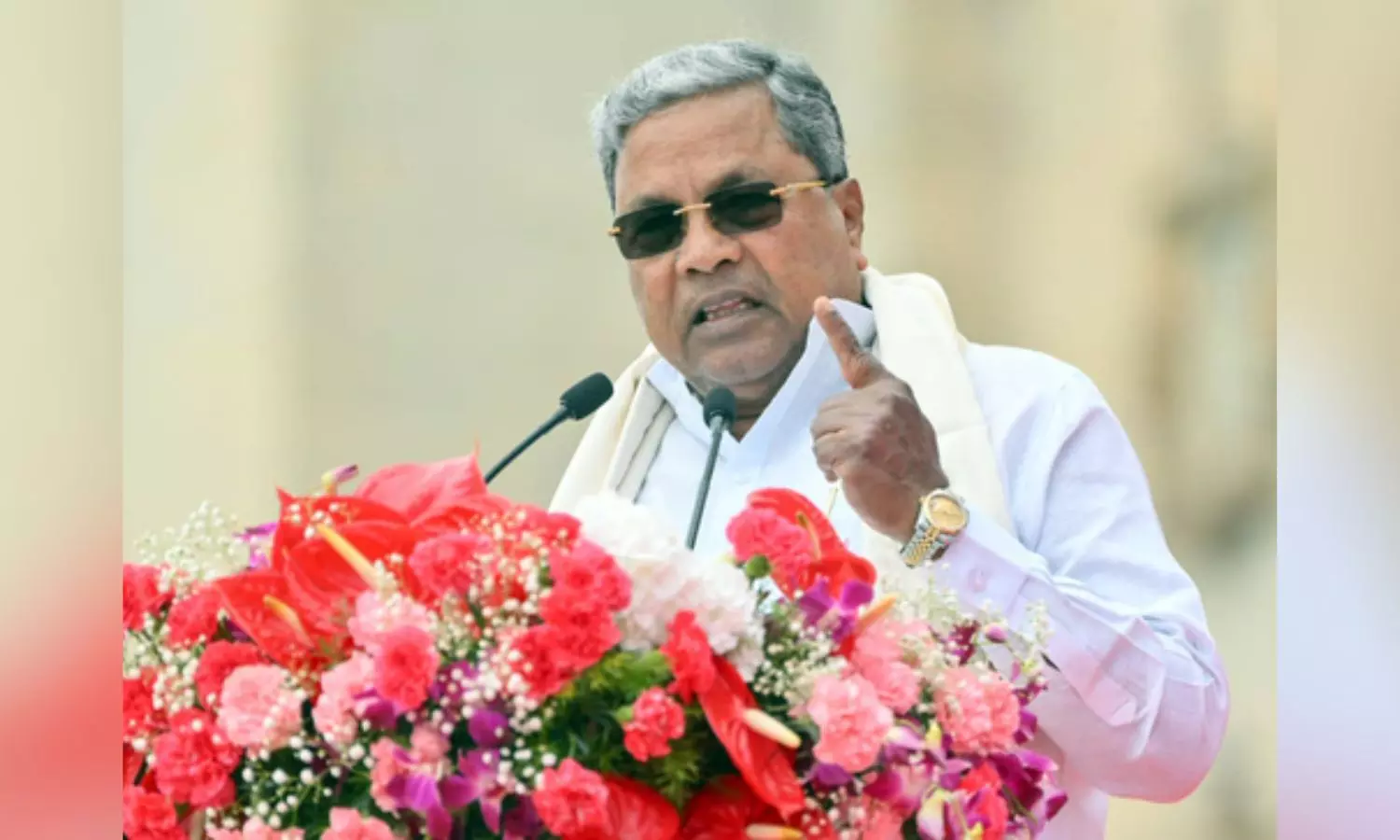 Dont dub guarantee schemes as free schemes: Ktaka CM Siddaramaiah