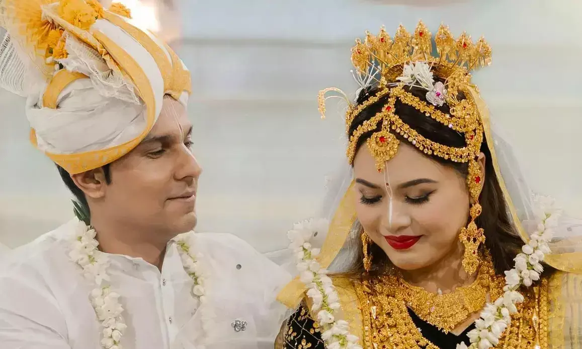 Randeep Hooda, Lin Laishram drop wedding clicks; say We are one