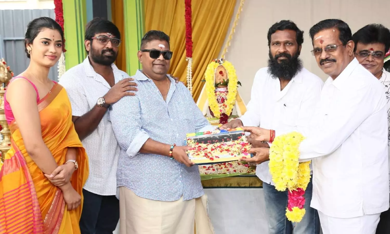 Vijay Sethupathi-Mysskins Train goes on floors with a pooja