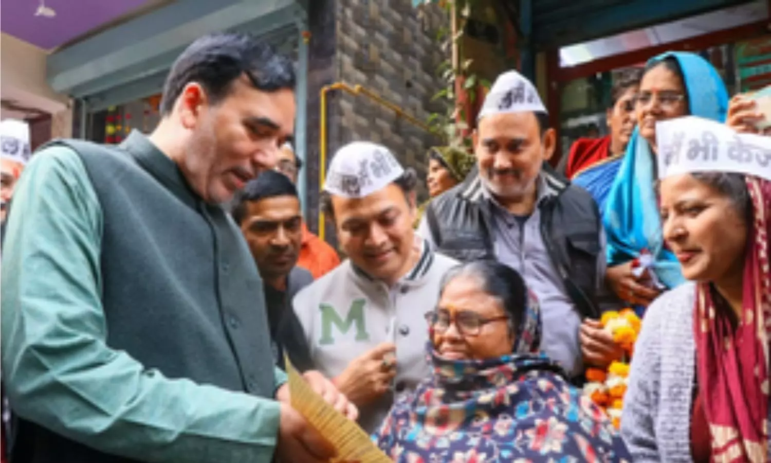 AAP kick-starts Mai Bhi Kejriwal campaign to seek opinion in case of CMs arrest