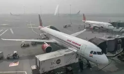 Delhi airport plans levying higher charges for grounded aircraft