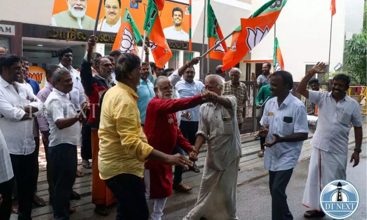 Five-state election: TN BJP burst firecrackers to celebrate the victory