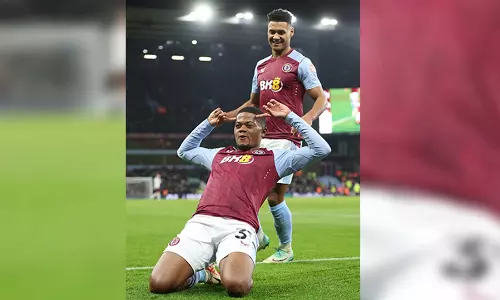 Premier League: Aston Villa shocks Man City