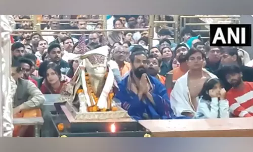Actor Arpit Ranka offers prayers at Mahakaleshwar temple in Ujjain