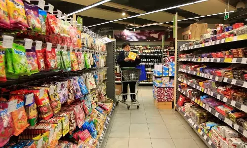 Chinas consumer prices fall fastest in 3 yrs, factory-gate deflation deepens