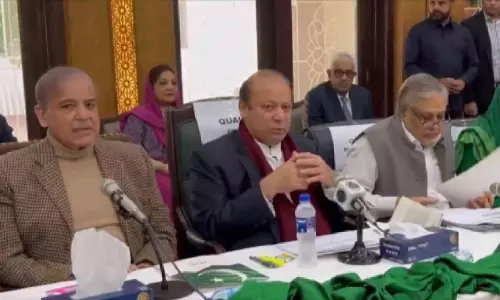 Nawaz stresses on repairing diplomatic ties with neighbouring nations including India Nawaz stresses on repairing diplomatic ties with neighbouring nations including India