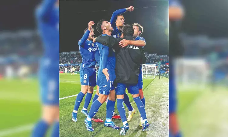 Getafe beats Valencia in match marred by three red cards