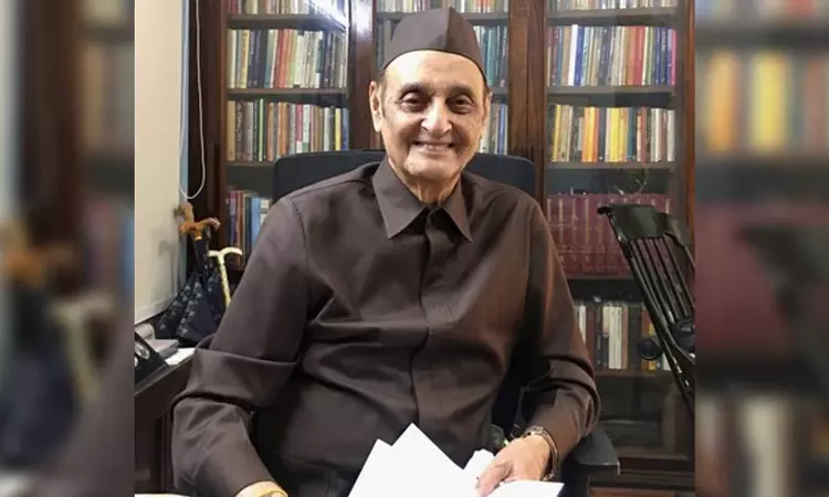 Cong leader Karan Singh hails SC verdict on Article 370, says it gives stability