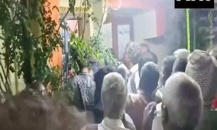 Train derail: Passengers stage protest after train stopped for an hour near Singaperumal temple Train derail: Passengers stage protest after train stopped for an hour near Singaperumal temple