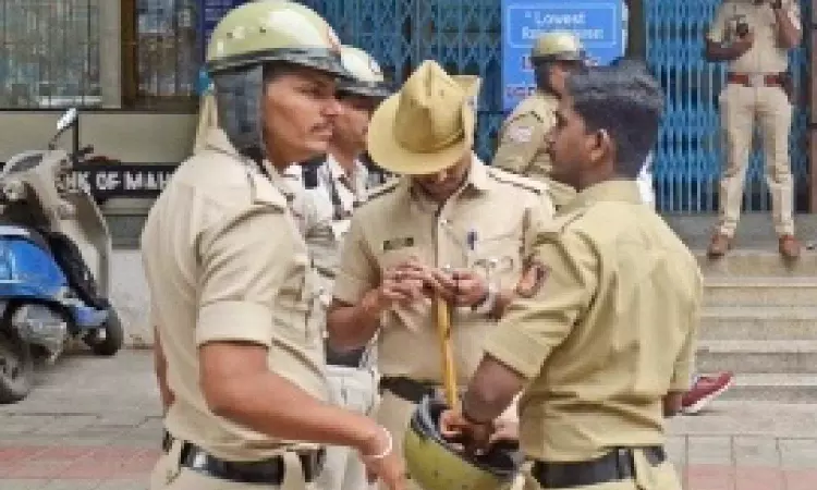 Bomb threat call made to Raj Bhavan, hoax says B’luru Police Bomb threat call made to Raj Bhavan, hoax says B’luru Police