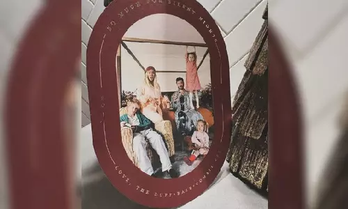 Hilary Duff is expecting her 4th baby Hilary Duff is expecting her 4th baby