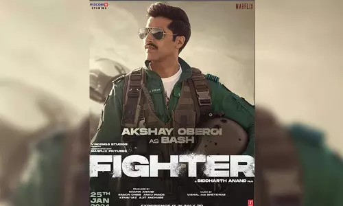 Fighter new poster: Meet Akshay Oberoi as Squadron Leader Basheer Khan Fighter new poster: Meet Akshay Oberoi as Squadron Leader Basheer Khan