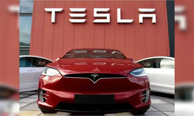 Tesla recalls over 2 mn cars in US over Autopilot defect