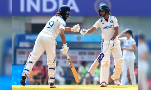 IND W vs ENG W: India declare second innings on 186/6, set England 479-run target