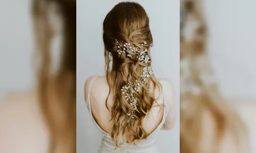 DIY holiday hair styles DIY holiday hair styles