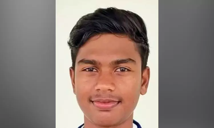 Pravin puts Tamil Nadu in control against Bihar Pravin puts Tamil Nadu in control against Bihar