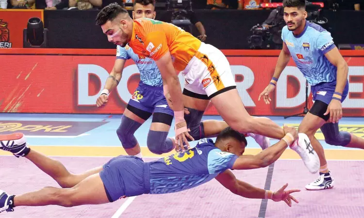 Puneri Paltan decimates table topper Bengal Warriors