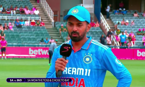 South Africa opt to bat against India in 1st ODI