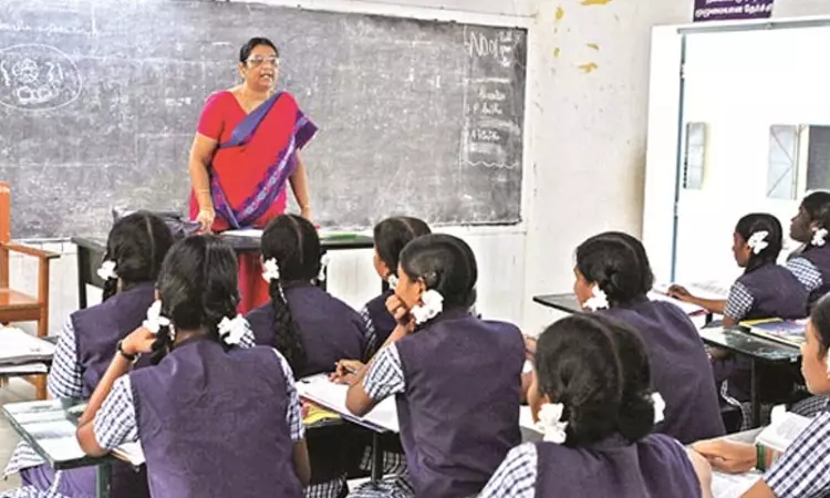Kanavu Asiriyar award for 380 teachers to be distributed tomorrow