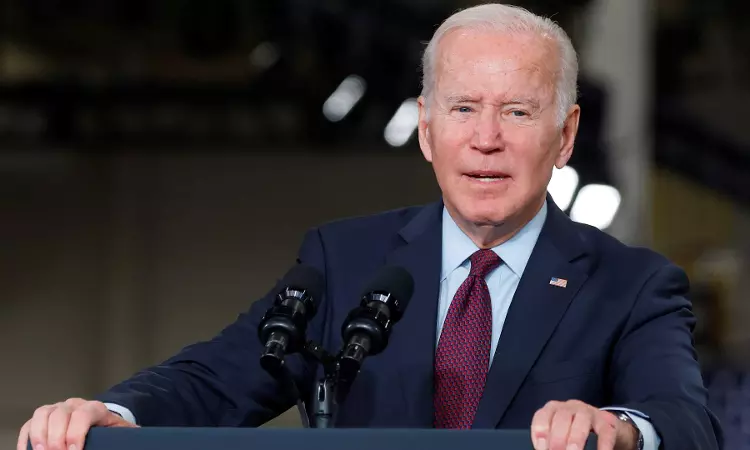 Car plows into Biden’s motorcade outside Delaware campaign headquarters Car plows into Biden’s motorcade outside Delaware campaign headquarters