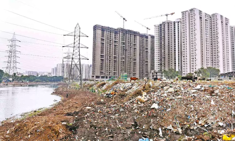 Urban jungle built atop waterbodies Urban jungle built atop waterbodies