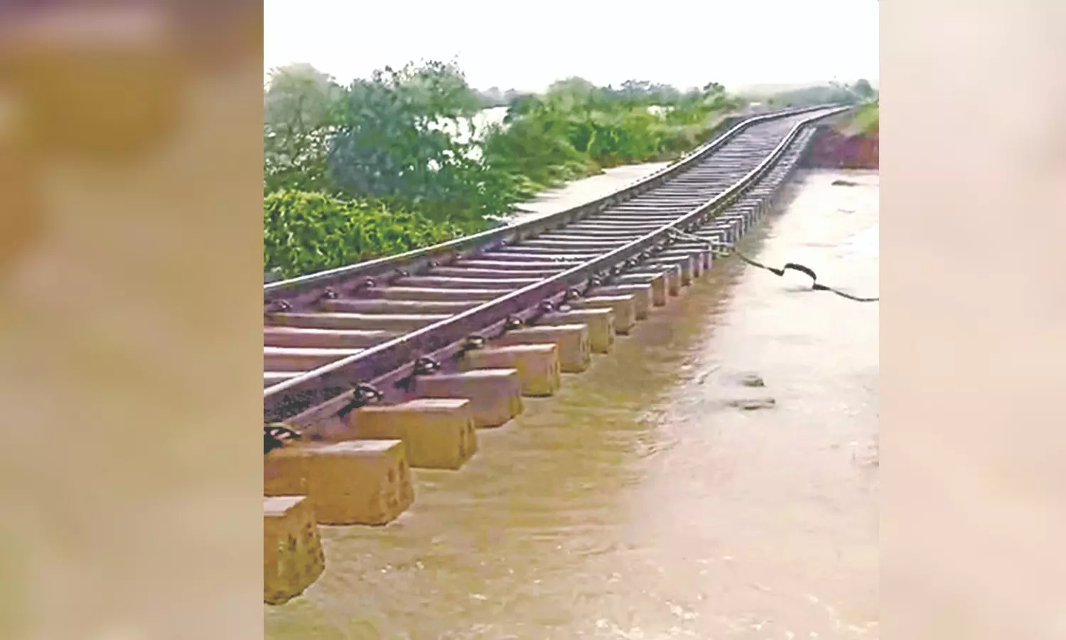 Mobilizing vehicles to evacuate stranded passengers, Chopper will airdrop food