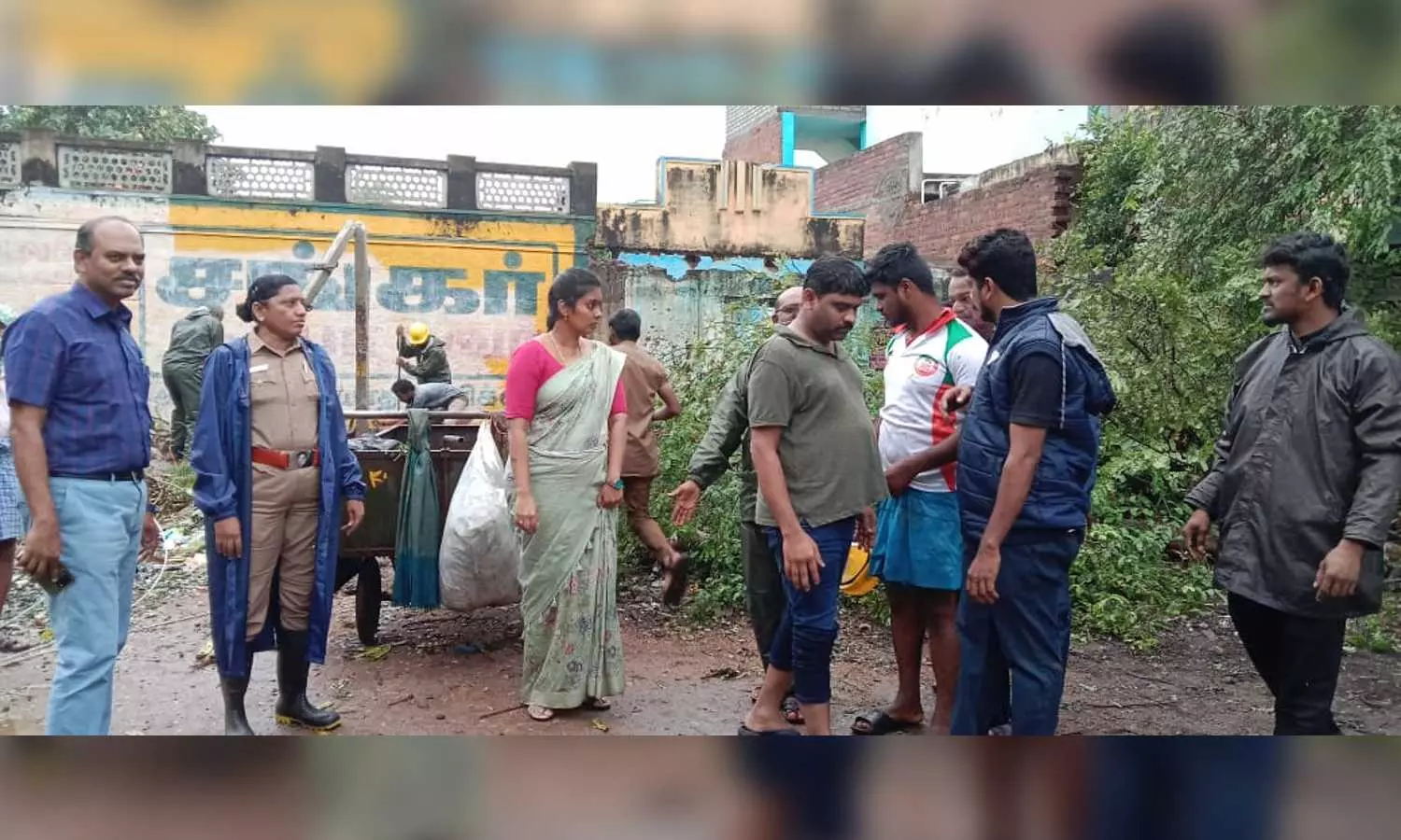 Tangedcos woman engineer stayed back to restore power in Thoothukudi leaving her daughters with relatives