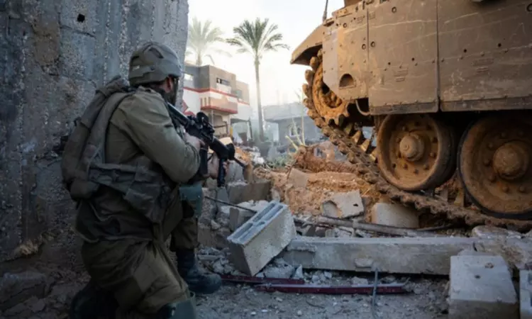 Israel strikes 300 Hamas targets in 24 hours Israel strikes 300 Hamas targets in 24 hours