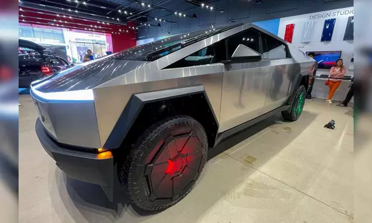 Cybertruck designer says Tesla stainless steel pickup is no experiment