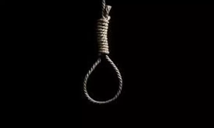 Armed reserve cop in Coimbatore attempts suicide over love failure