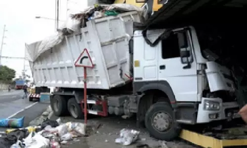 5 dead, 3 injured in road accident in Philippines