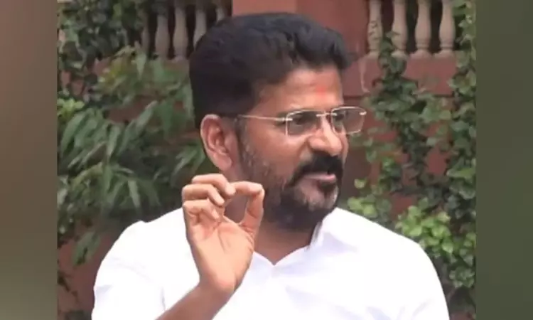 Telangana CM takes serious note of sale of Praja Palana application forms