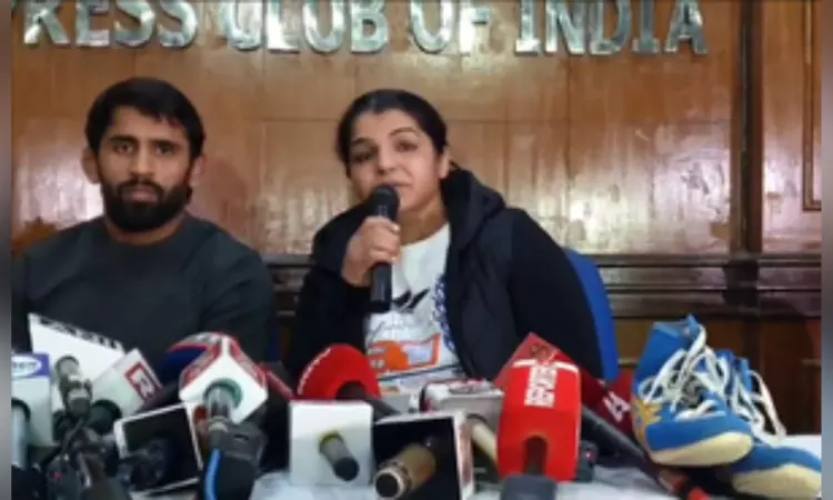 Bajrang Punia urges Sports Ministry to resume wrestling activity Bajrang Punia urges Sports Ministry to resume wrestling activity